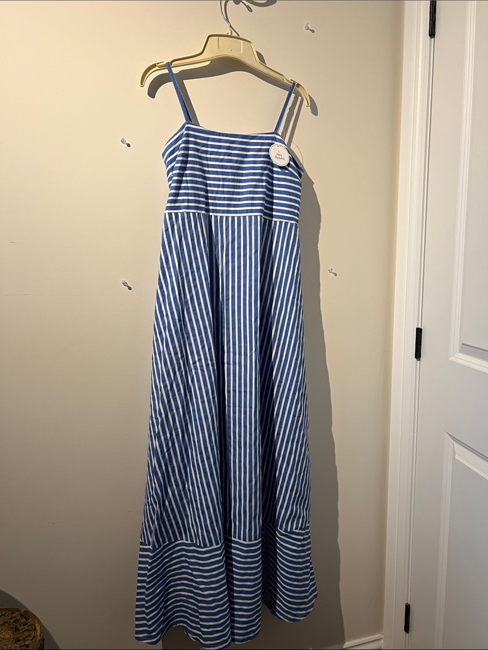 NEW Size Medium 100%cotton spaghetti strap sun dress